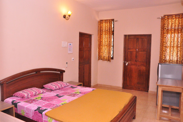 Bedroom 2, Anjuna Blue Resort, North Goa