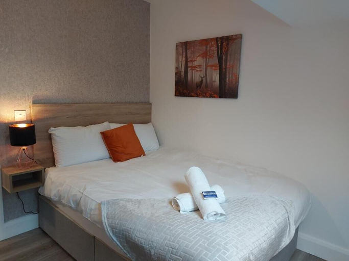 Bedroom 2, 7 Eyre Square Lane
