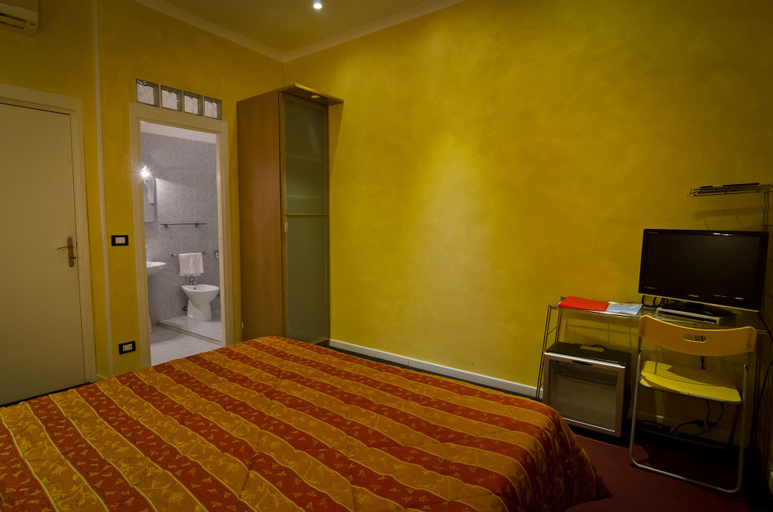 Bedroom 9