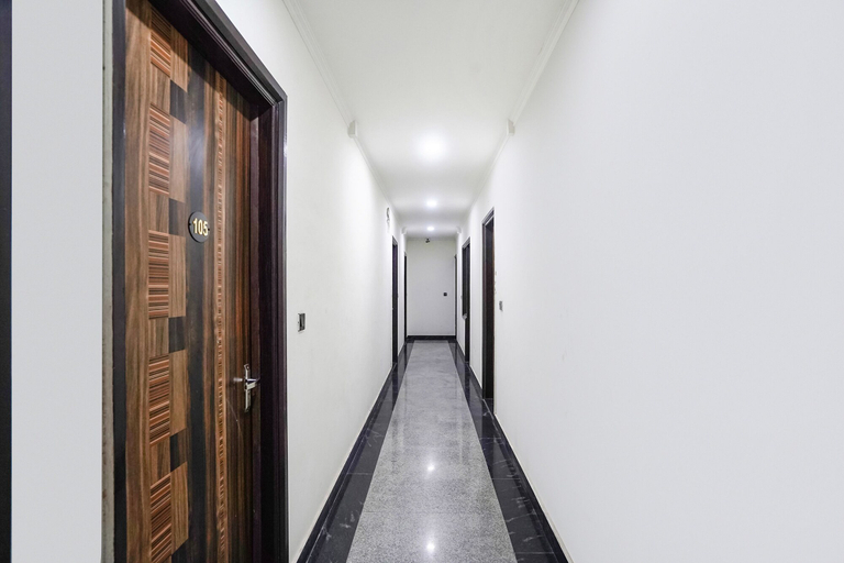Others 5, Fabhotel 17 Suites, Gautam Buddha Nagar