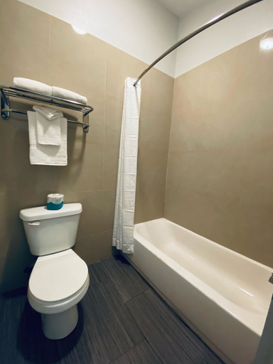 Bathroom 4, Rodeway Inn Old Town Scottsdale, Maricopa