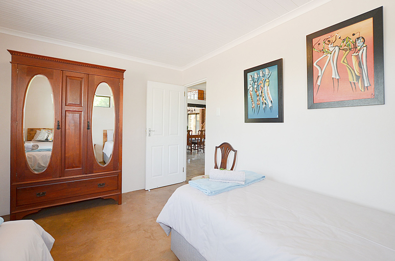 Bedroom 2, Protea Ridge, Cape Winelands
