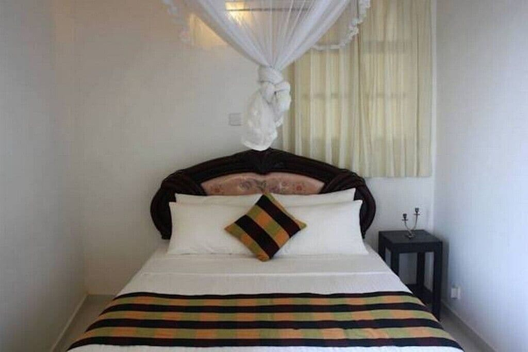 Room 4, Fort De 19 Villa, Galle Four Gravets