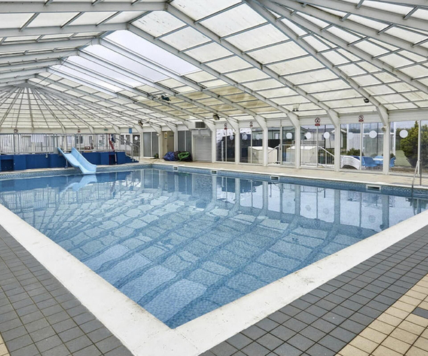 Sport & Beauty, 3 Bedroom Chalet in Hunstanton Pets go Free, Cambridgeshire