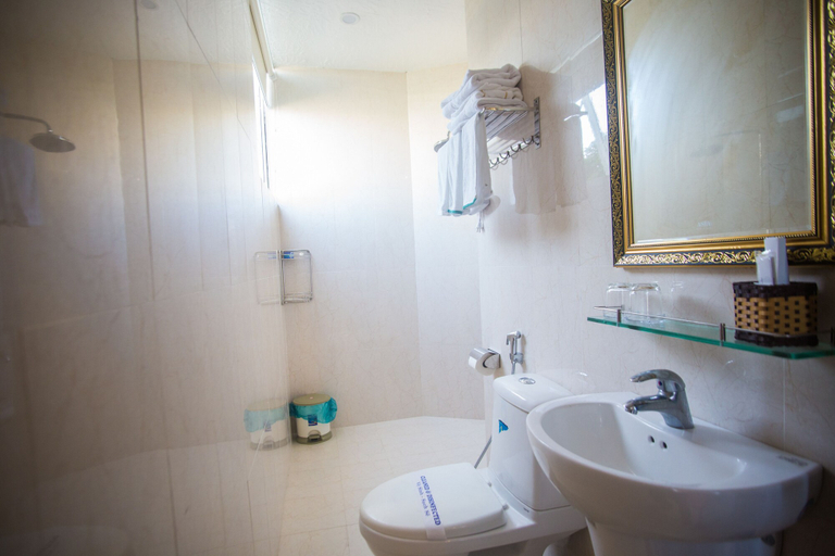 Bathroom 5, Rio Hotel , Da Nang