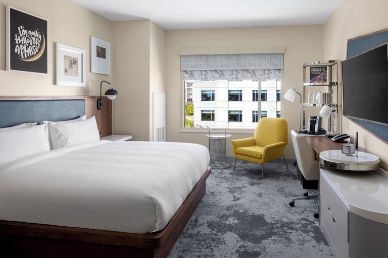 Bedroom 3, The Celeste Hotel, Orlando, a Tribute Portfolio Hotel, Orange