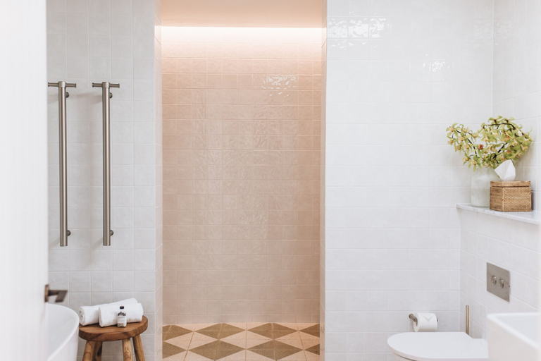 Bathroom 4, The Oaks Ranch, Eurobodalla