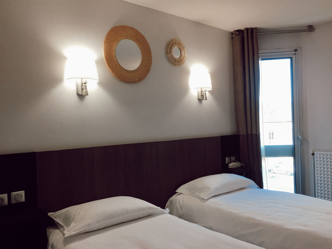 Bedroom 4, Hôtel Gascogne, Haute-Garonne