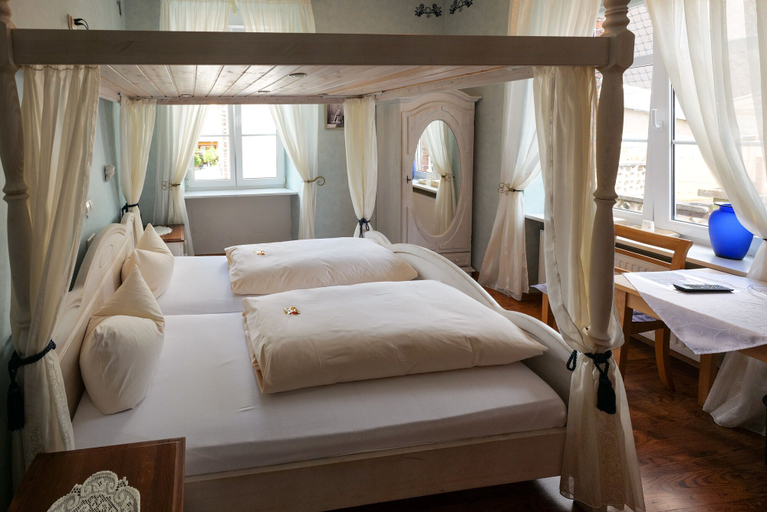 Bedroom 4, Hotel Alte Bürgermeisterei, Cochem-Zell