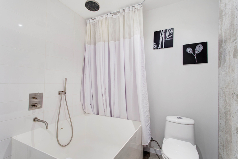 Bathroom 4, Corporate Stays Loft4U Apartments, Montréal