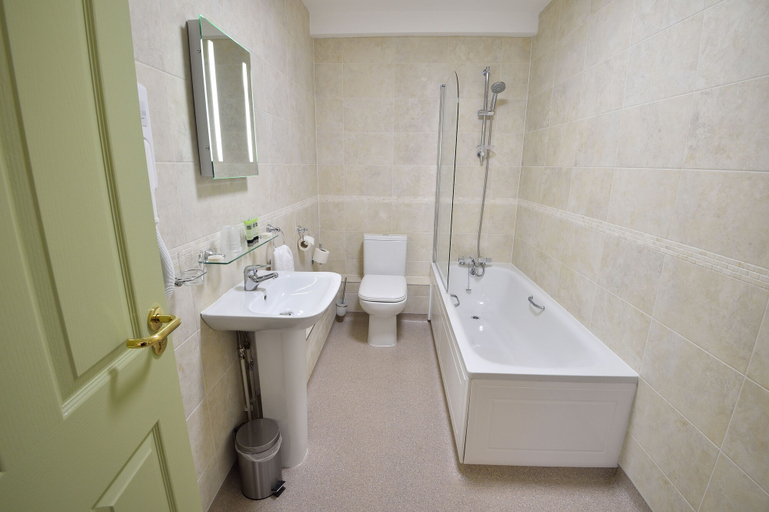 Bathroom 4, The Crown Hotel, East Sussex