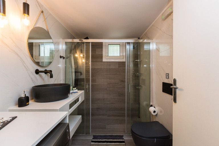 Bathroom 3, Ocean Dream Suite, Crete