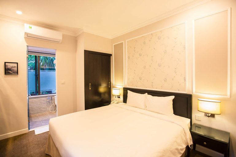 Bedroom 12