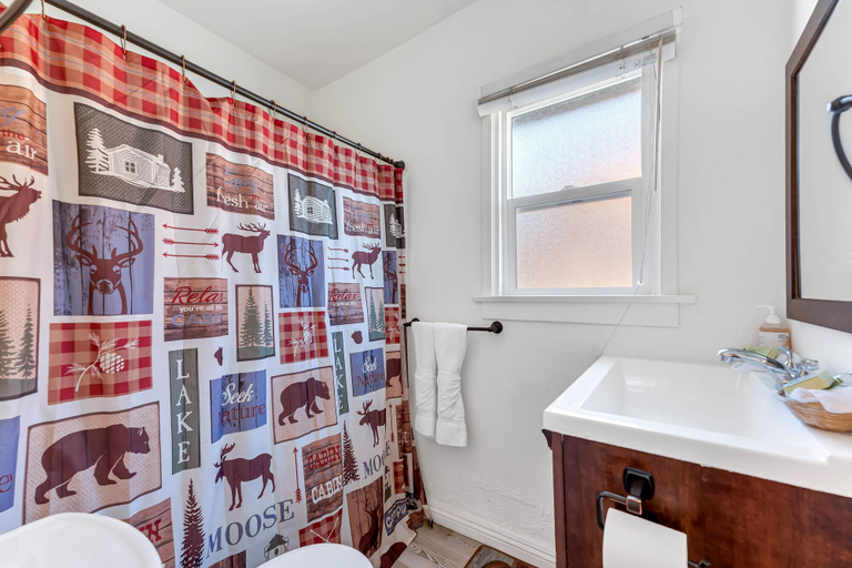 Bathroom, Lakefront Oasis, San Bernardino