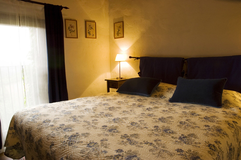 Bedroom 3, Borgo Fontanini, Modena