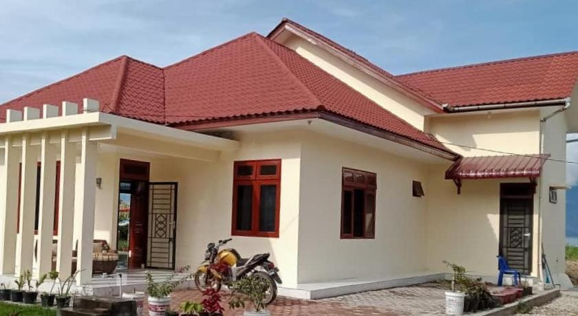 Exterior & Views 1, Blesshomestay Samosir, Samosir