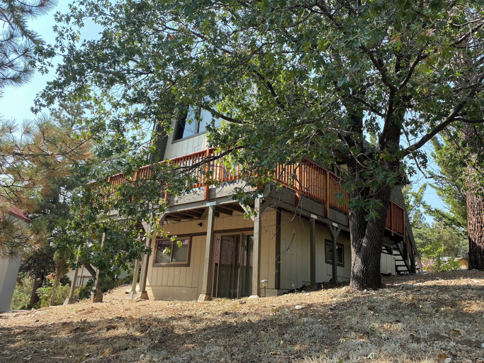 Exterior & Views 2, Fawnskin Family Cabin, San Bernardino