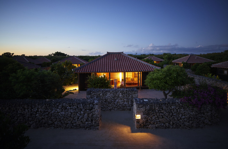 Exterior & Views 6