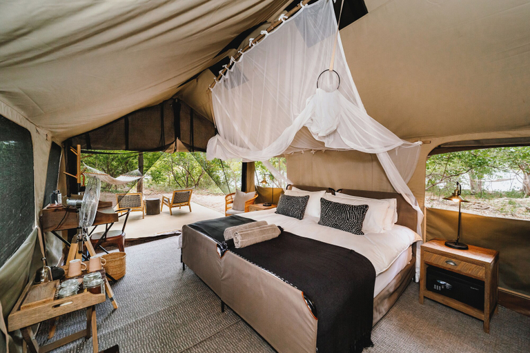 Bedroom 4, Tsowa Safari Island, Kazungula