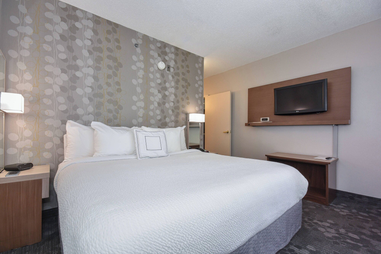 Bedroom 2, Courtyard by Marriott Charlotte/Matthews, Mecklenburg