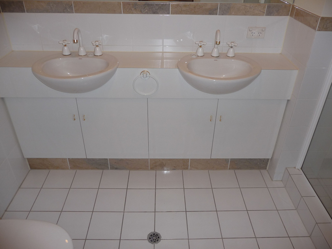 Bathroom 4, City Escape 3BD in Adelaides East End 5, Adelaide