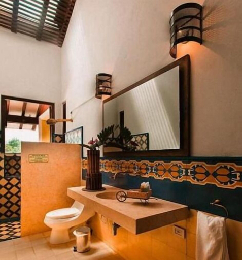 Bathroom 3, La Divisa, Venecia