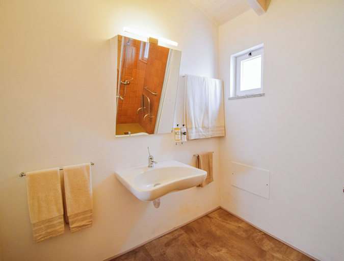 Bathroom 7