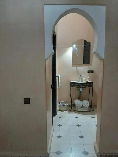 Bathroom 5, Riad Hanafi, Marrakech