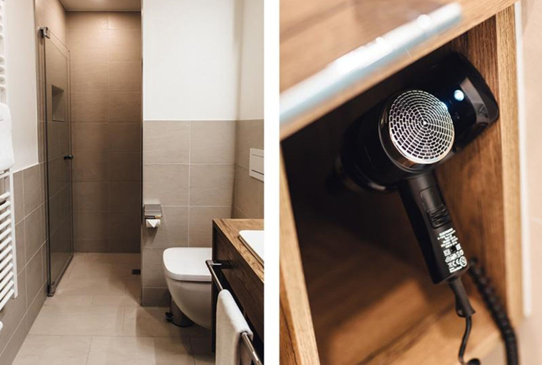 Bathroom 5, Hotel Edita, Lindau (Bodensee)