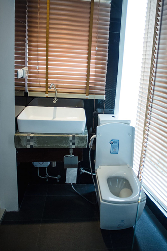 Bathroom 4, Nordwind Hotel, Muang Chiang Mai
