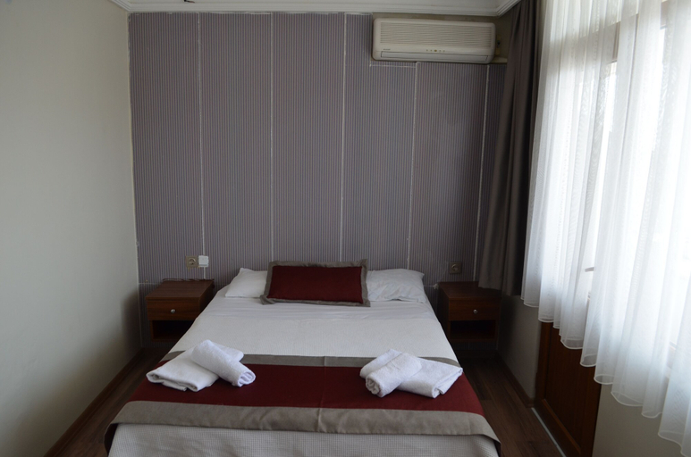 Bedroom 4, Grand See Day Hotel, Edremit