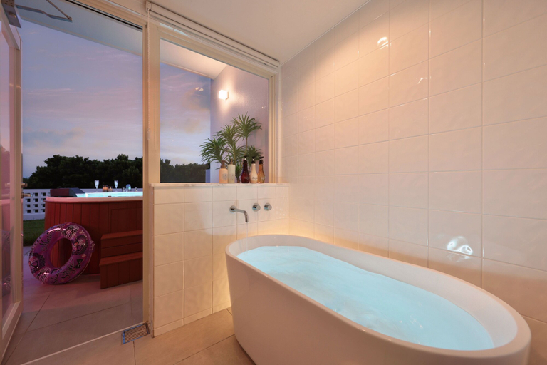 Bathroom 3, Crystal Villa Bayside, Miyakojima