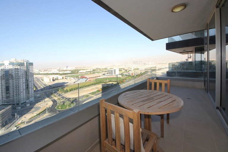 Others 2, Studio Apartment in The Matrix Tower, Dubai