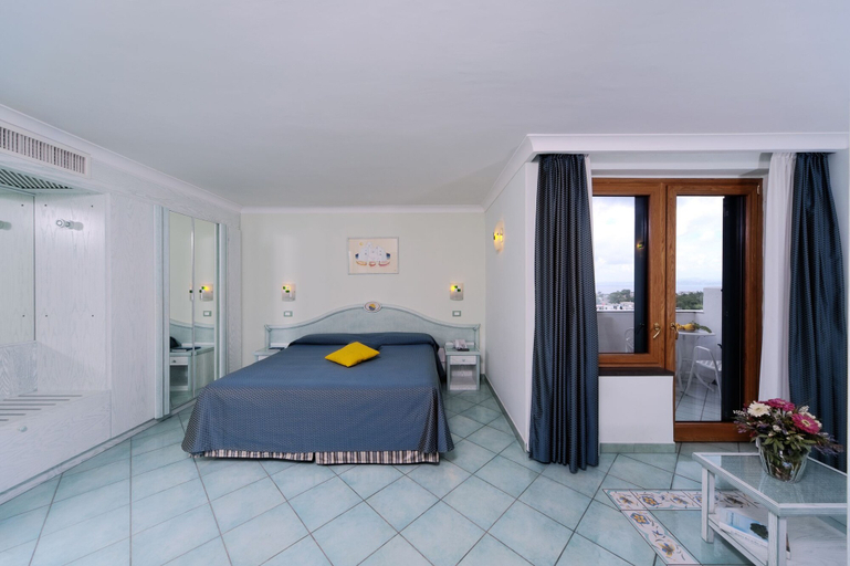 Bedroom 4, Hotel Bellevue Benessere & Relax, Napoli
