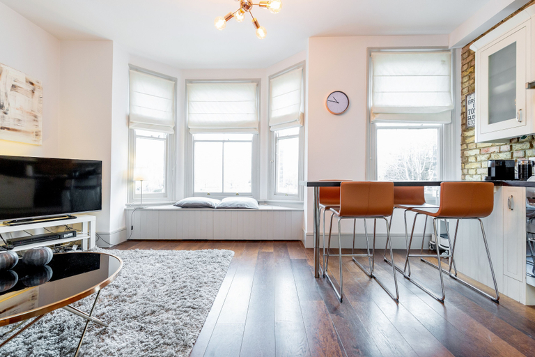 Others 4, Vauxhall Park Views - 2 Bed Flat by BaseToGo, London