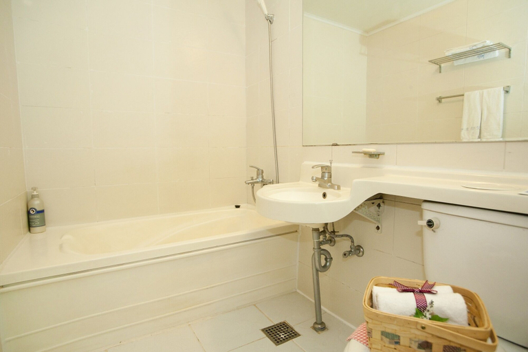 Bathroom 4, Good Inn Hotel, Seogwipo
