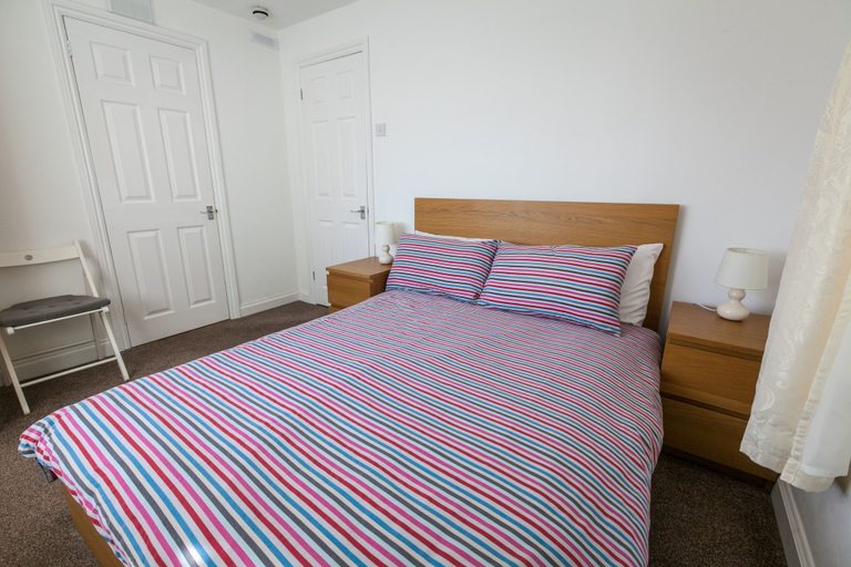 Bedroom 2, Clydesdale Apartments, Torbay