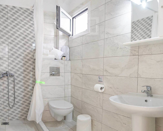 Bathroom 4, Anastasia Studios, Central Macedonia