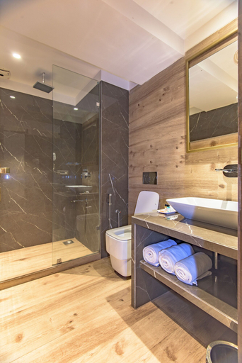 Bathroom 5, The Fern Residency Goa, Calangute, North Goa