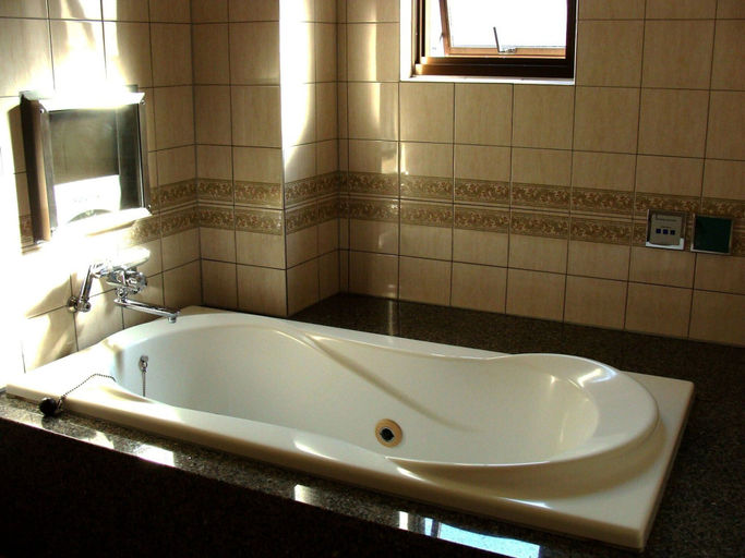 Bathroom 4, Hotel Alten, Osaka