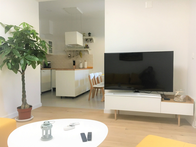 Others 5, Villa Juradin, Podstrana