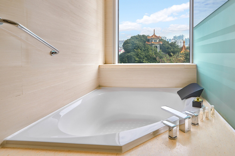 Bathroom 4