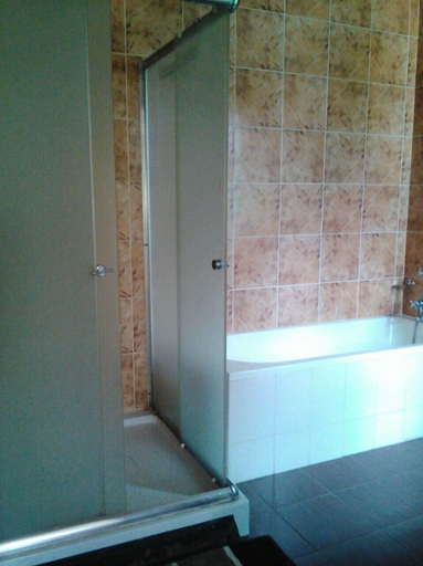 Bathroom 3, York Palace, Dagoretti North
