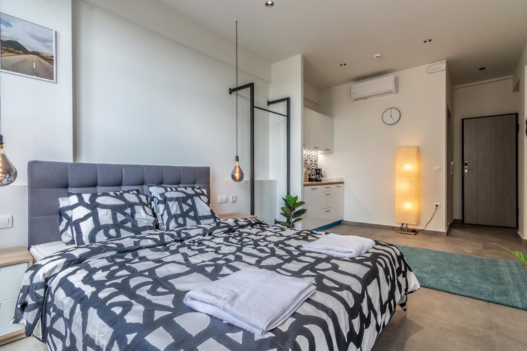 Bedroom, Plenty Apartments Hermes, Attica