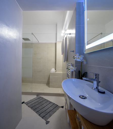 Bathroom 4, Acropolis Exclusive Studio, Attica