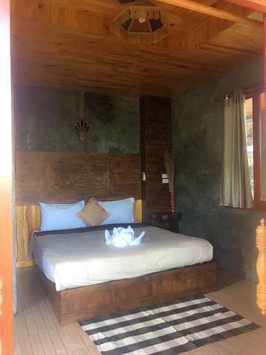 Bedroom 2, Sea Rock Resort, Ko Phangan