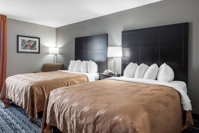 Bedroom 3, Quality Inn & Suites Brownsburg - Indianapolis West, Hendricks