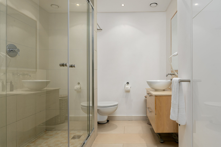 Bathroom, C704 Mandela Rhodes, City of Cape Town