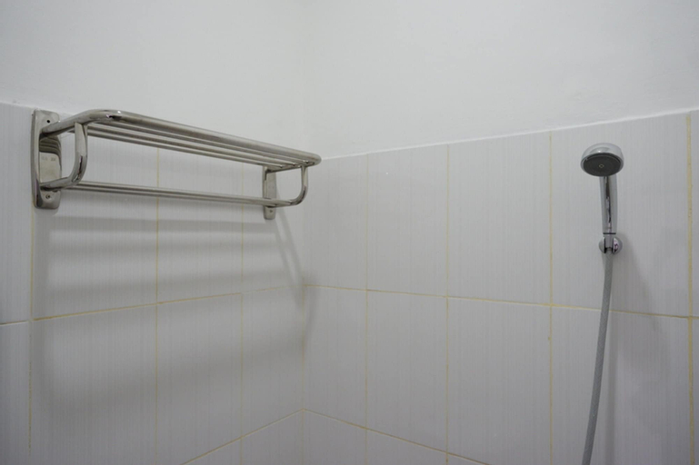 Bathroom 6