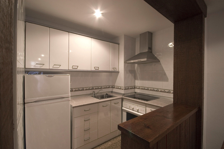 Others 5, Apartamentos La Nogalera, Málaga
